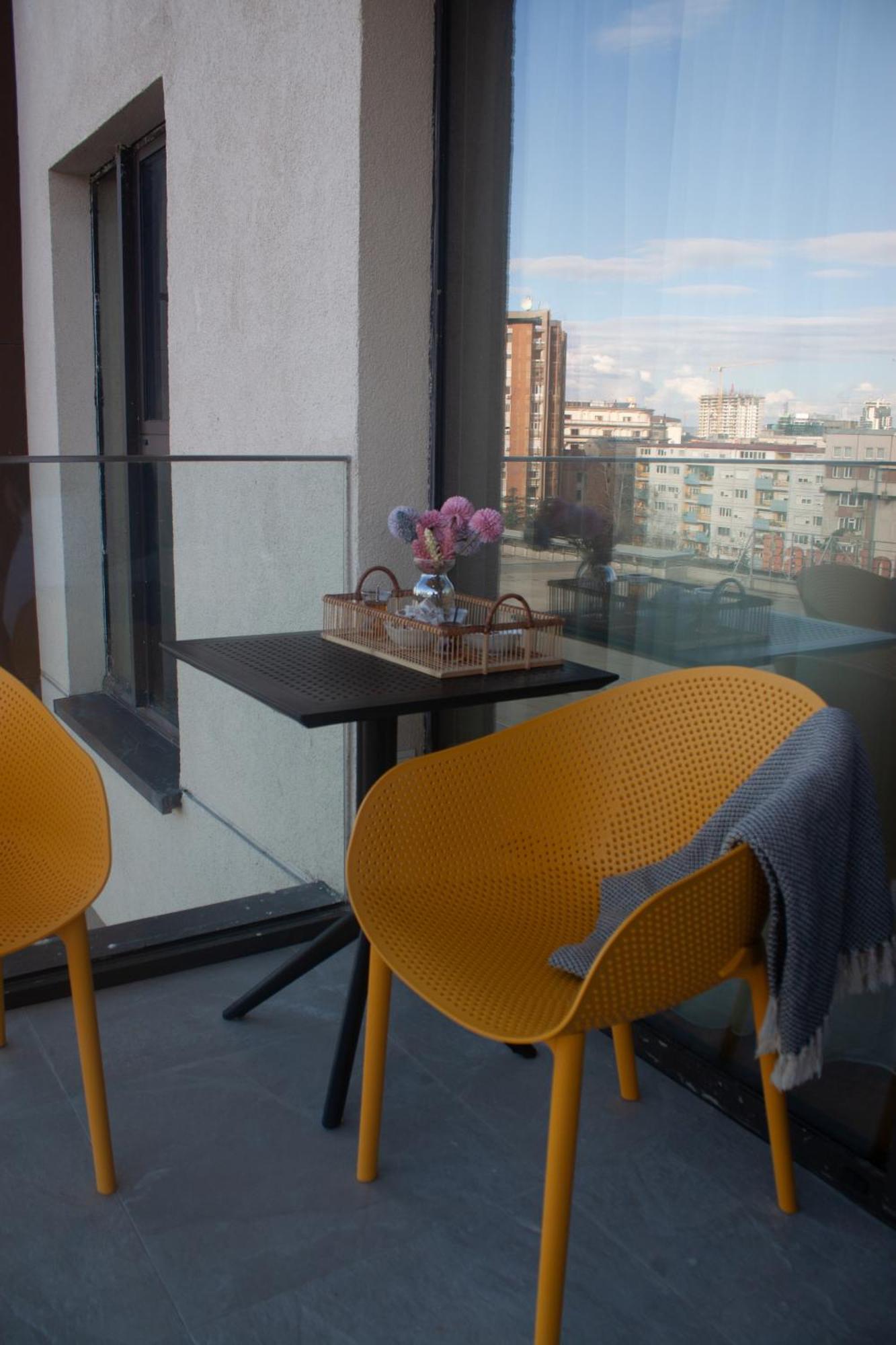 Nina Apartment Diamond Limak Skopje Buitenkant foto