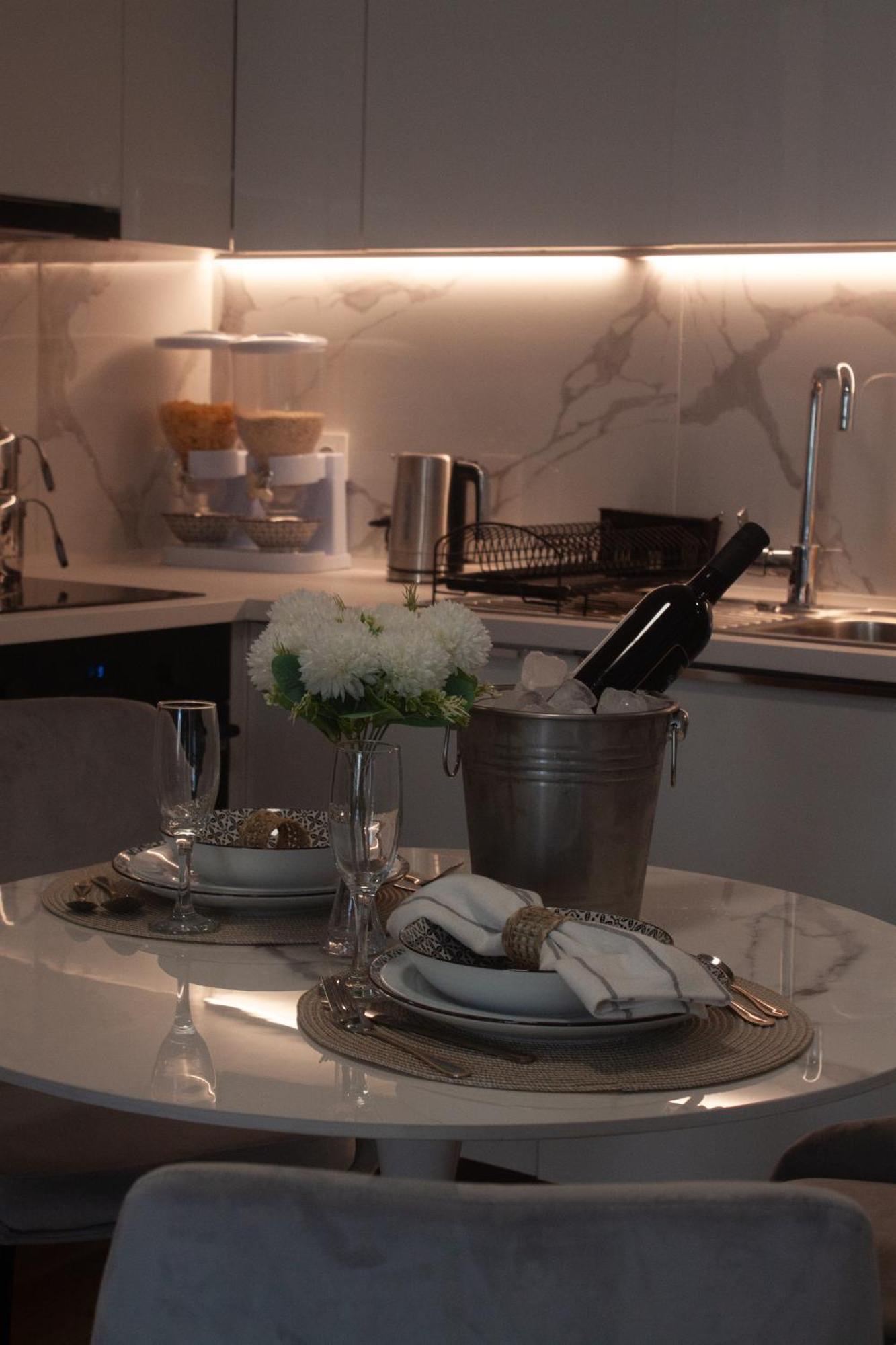 Nina Apartment Diamond Limak Skopje Buitenkant foto